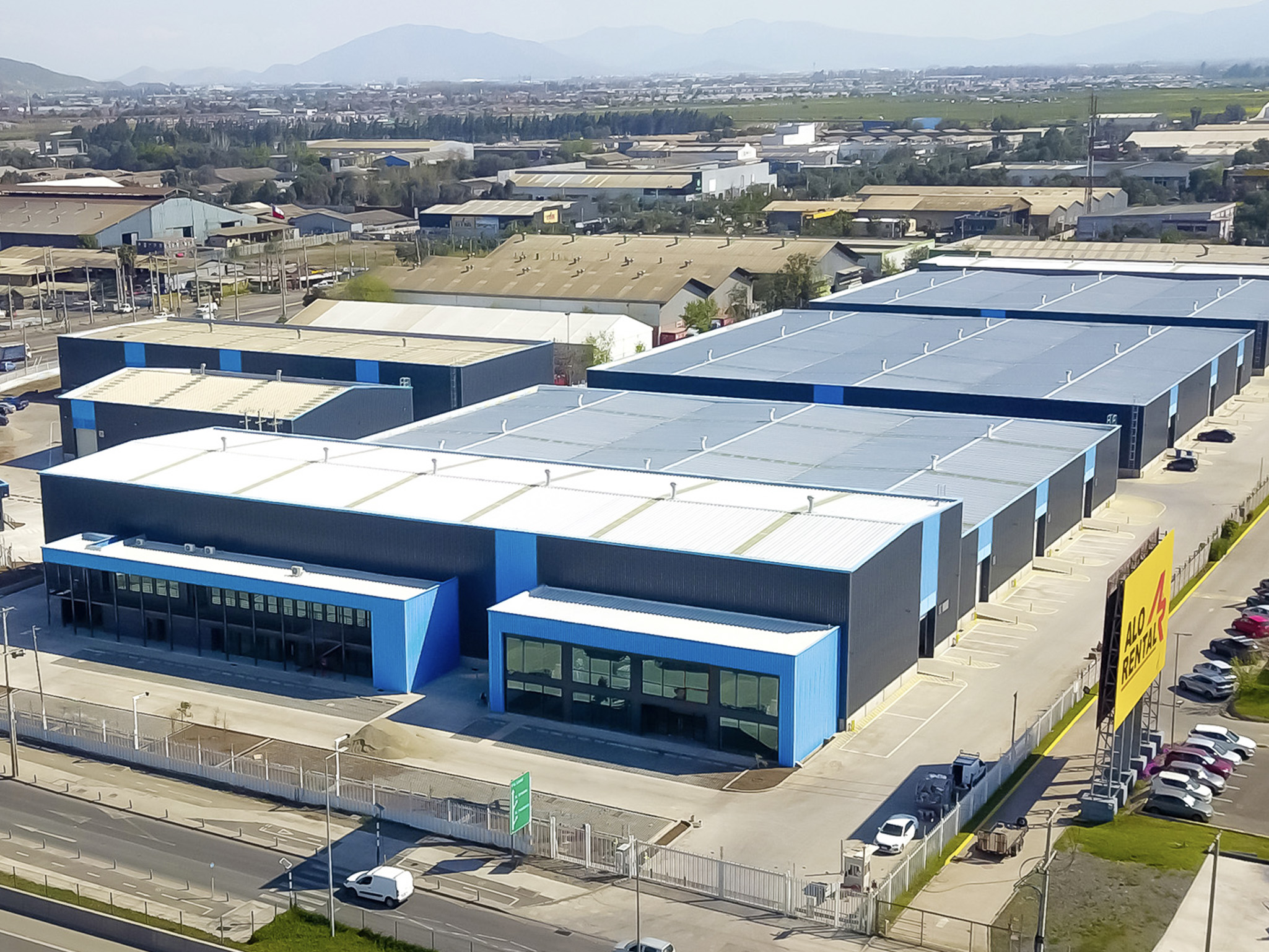 Vista aérea centro de distribución San Ignacio, desarrollado por Andrés Sandoval Arquitectos